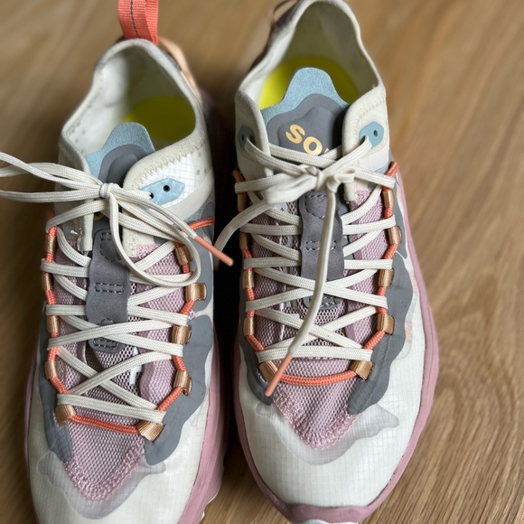 Sorel KINETIC™ BREAKTHRU TECH LACE | 191 | 9
Color: Chalk, Eraser Pink
Size: 9 - Picture 2 of 8